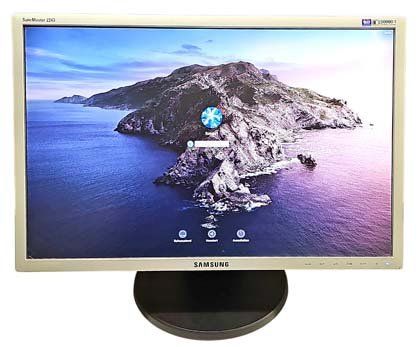 PC: Computer Mac Mini / 2 Monitore & Tastatur – Usato da Zug venduto da jst_q2s2