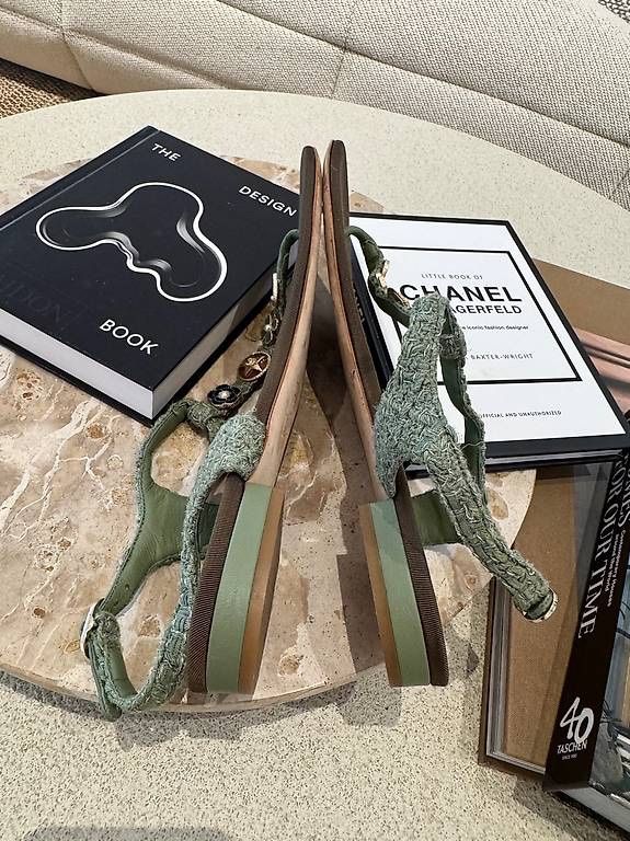 Chanel Chaussures femmes: CHANEL SANDALEN OLIVE – Neuf (Voir description) à Schwyz par bofb 8