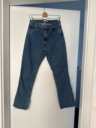 Jeans splits