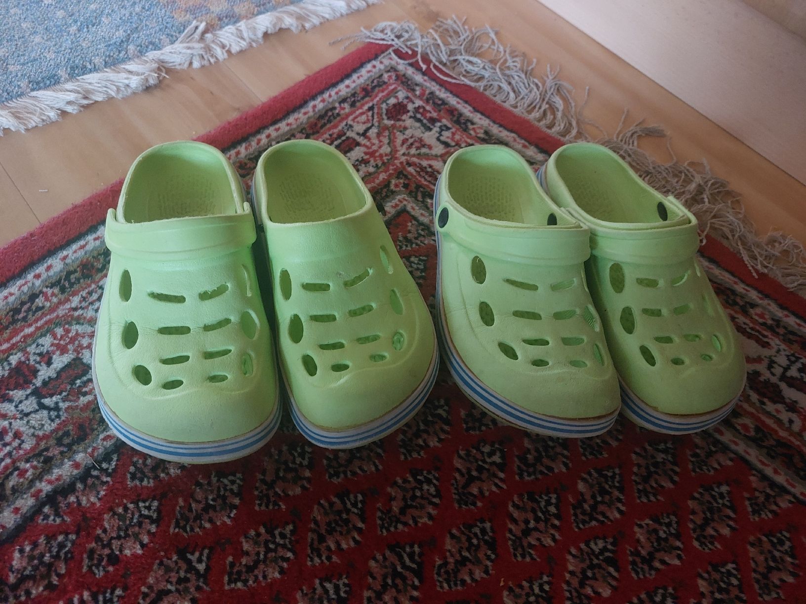 Crocs Scarpe da uomo: croggs – Usato da Landquart venduto da Cedes 2
