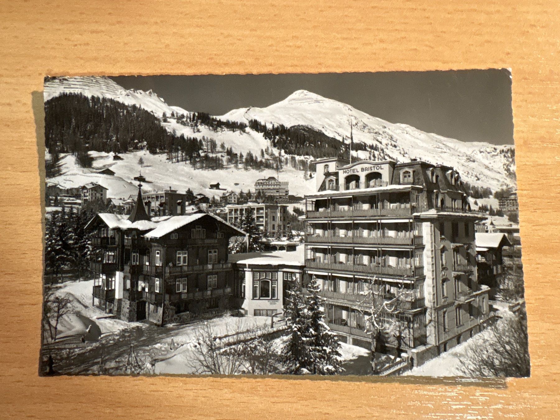 Cartoline postali: Davos: Vintage Postkarte, Hotel Bristol – Usato da Ibach venduto da lisch3