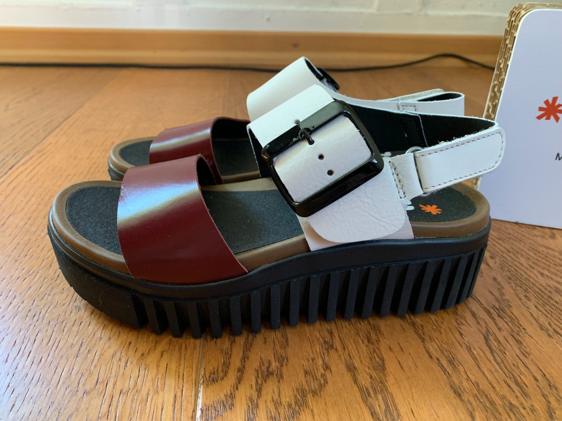 Art Damenschuhe: Art Brighton 1578 black multi Gr.37 Plaeau – Neu (gemäss Beschreibung) aus Zürich von finsti 2