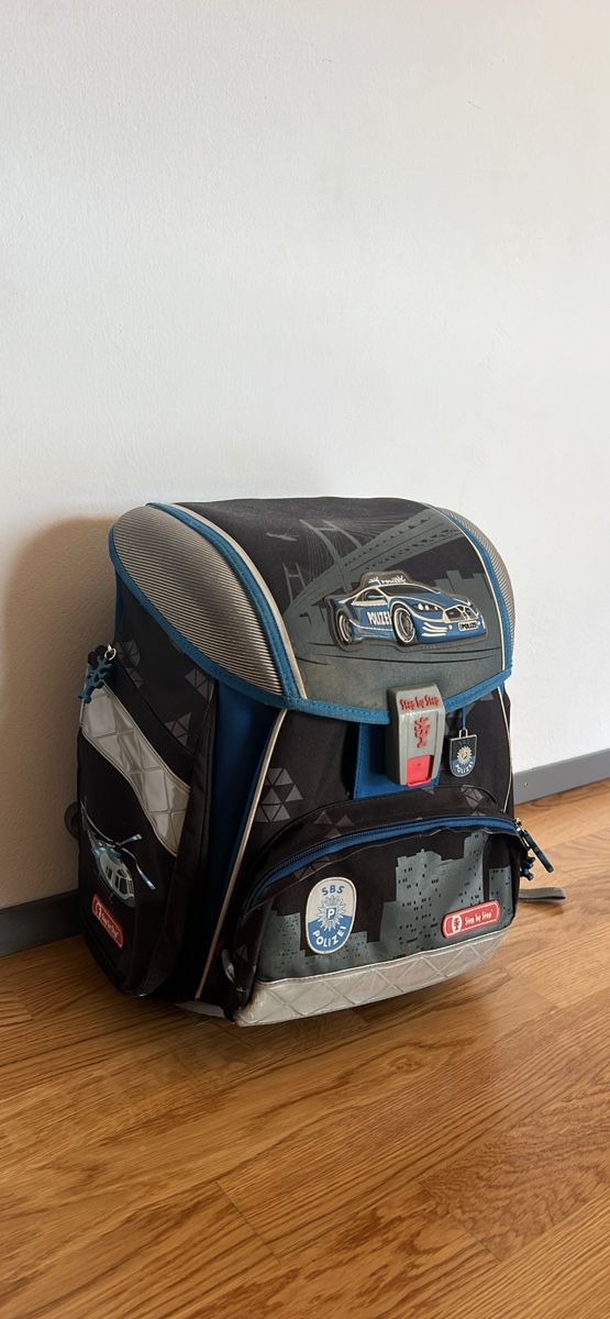 Step by Step Kindertaschen: Schulranzen Step by Step gebraucht mit Motiv Auto – Gebraucht aus Wädenswil von puh_n8wy