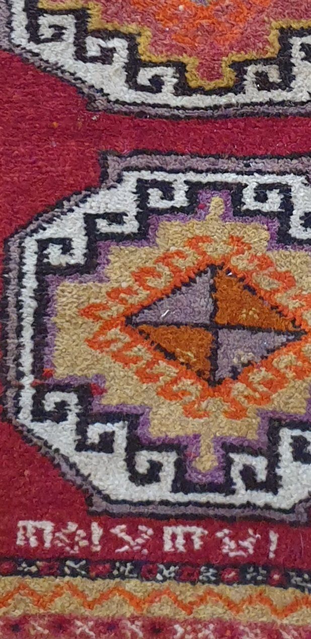 Teppiche: Teppich Marrokanisch wandteppich Länge93cm Breite 50 cm – Gebraucht aus Zürich von bre_22v9 6