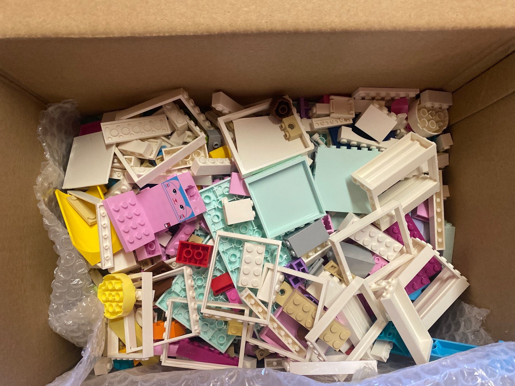 Lego Kit di costruzioni: Lego Friends  Maison Chat 10788 – Usato da Le Brassus venduto da cinema13 1