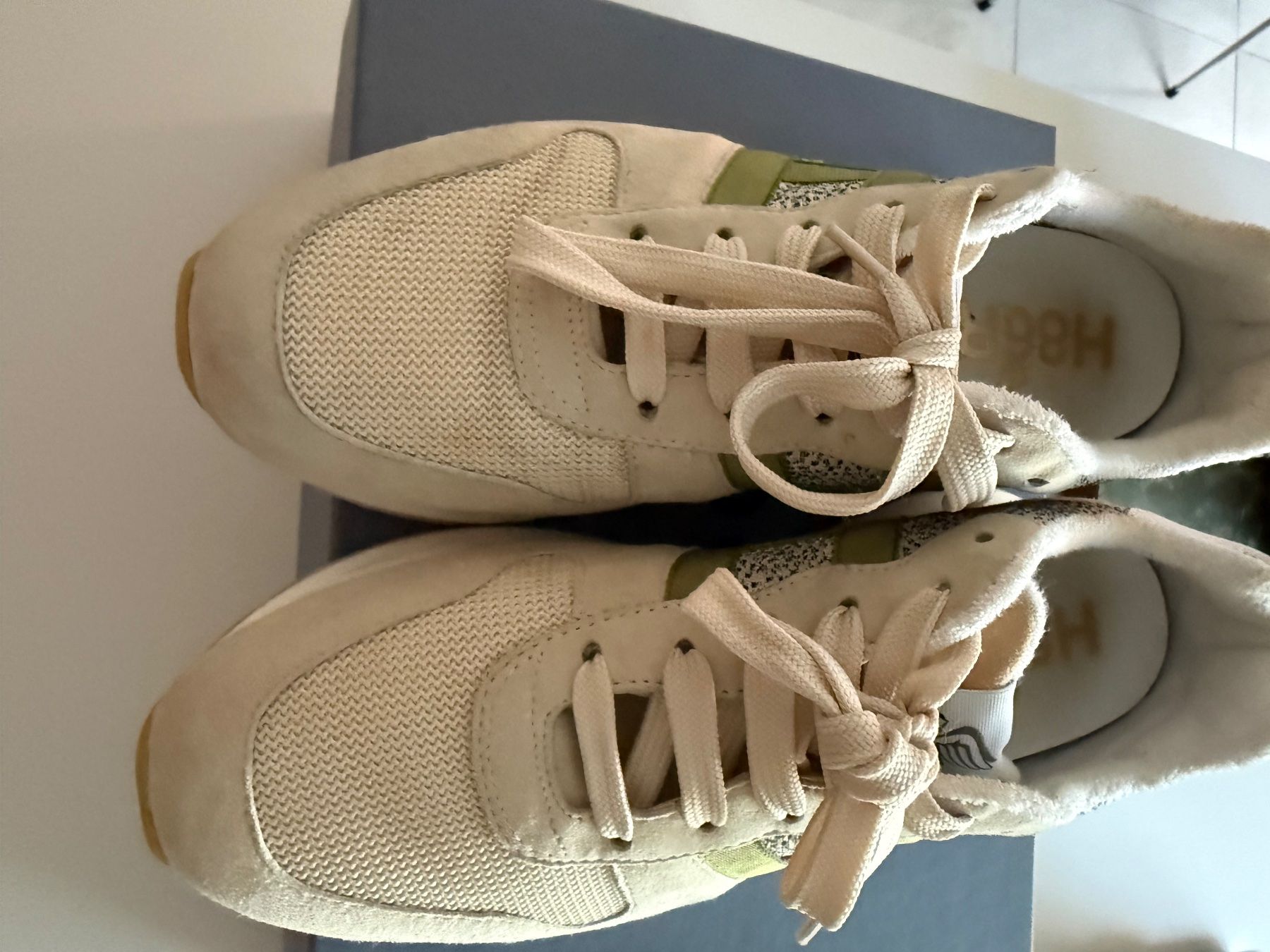 Hogan Chaussures femmes: Hogan sneakers – D'occasion à Gimel par fan_8tvc