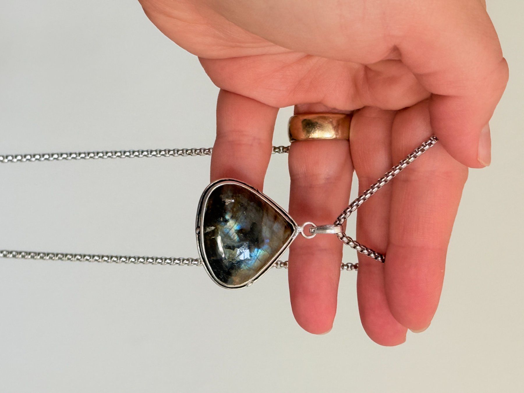 Ketten: Collier avec Labradorite – Neu und originalverpackt aus Genève von AWWA 5