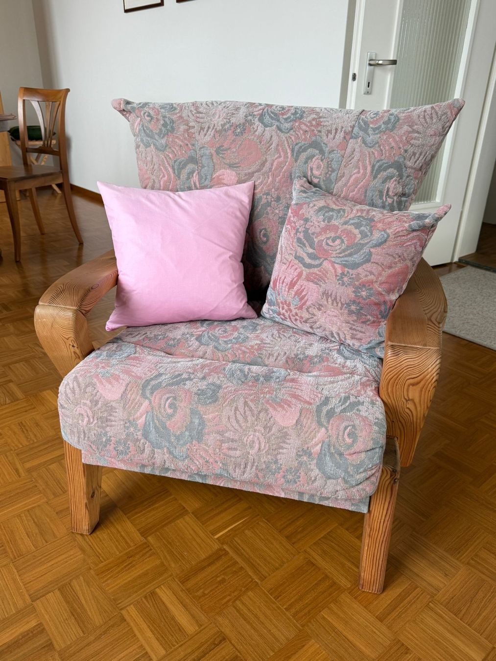 Poltrone: Sessel - Linth - Holz - Rauch und Tierfrei – Usato da Fällanden venduto da CapShop