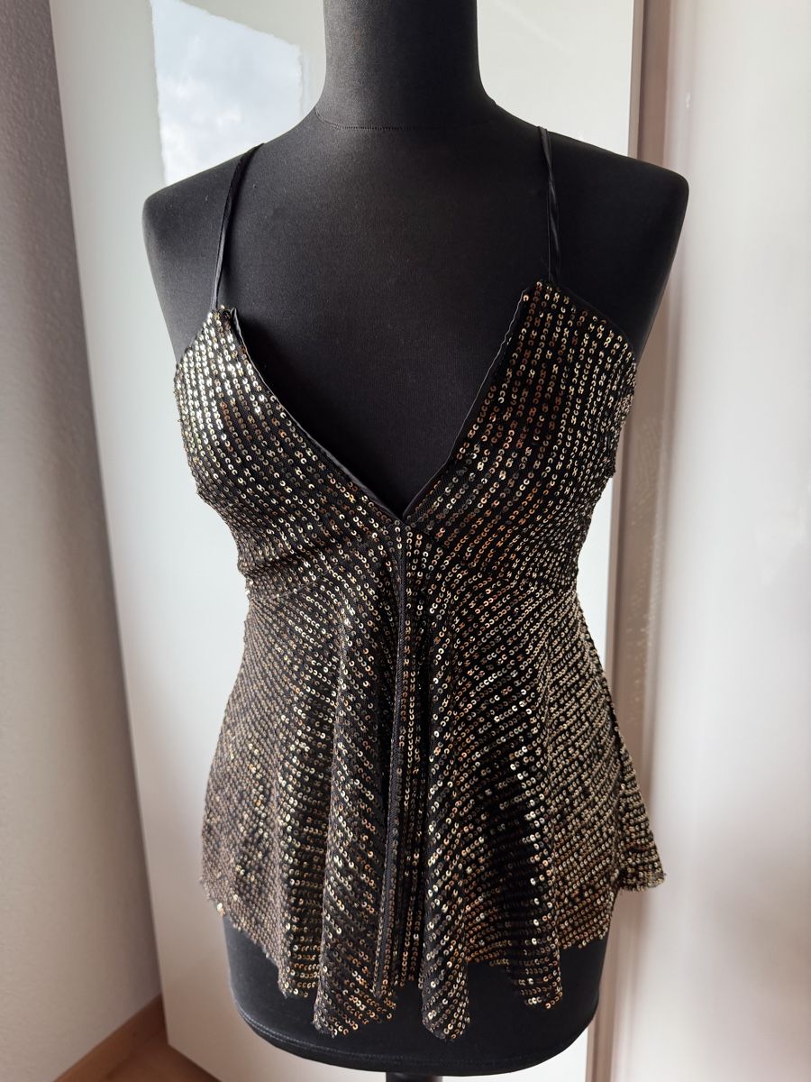 Top: Top à paillettes  – Nuovo (secondo la descrizione) da Boudry venduto da asmdgr135
