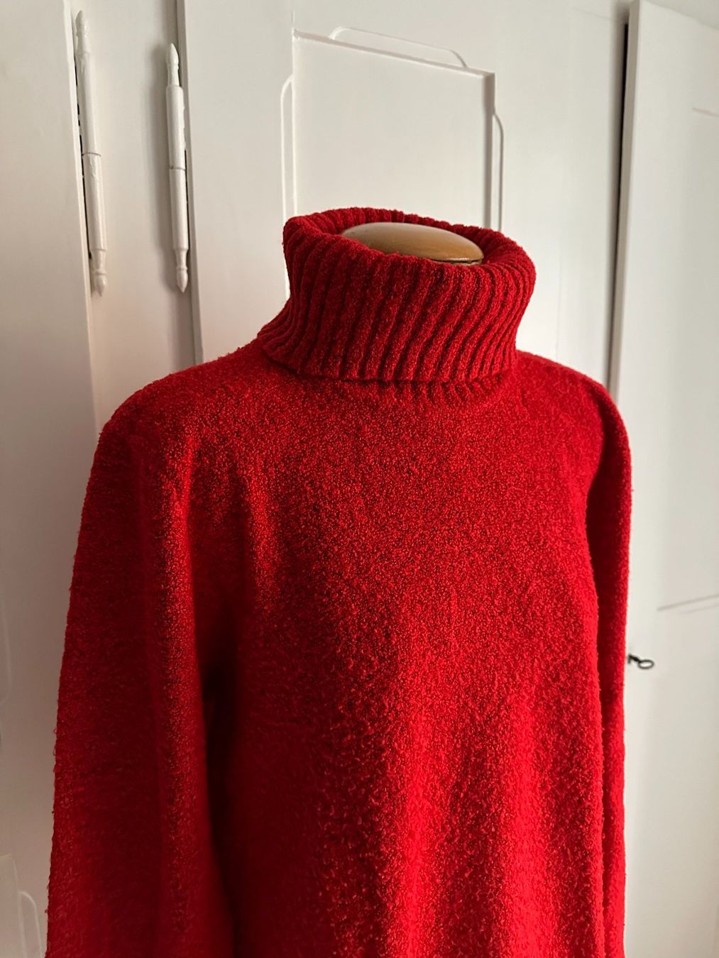 Pullover & Sweatshirts: CASSIS - Rollkragenpullover rot 44 – Gebraucht aus Zürich von Diazaio 1