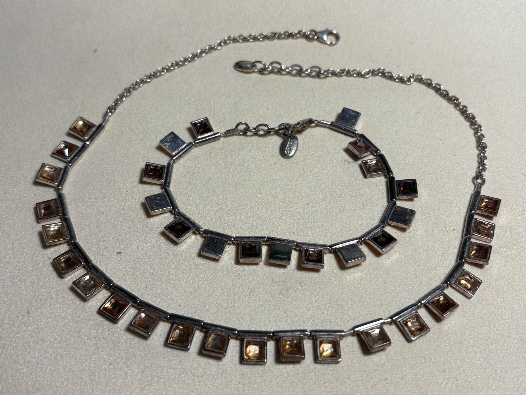 Bracciali & Braccialetti: Sehr schönes Armband mit passendem Halsschmuck – Usato da St. Peterzell venduto da verena40 3