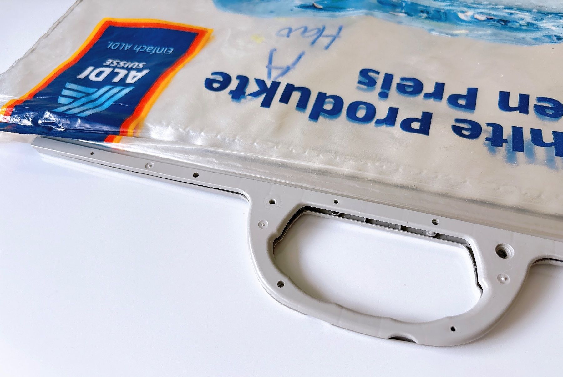 Taschen: Top! ALDI SUISSE Kühltasche mit Griff, gebraucht – Gebraucht aus Oberglatt ZH von qilinw 1