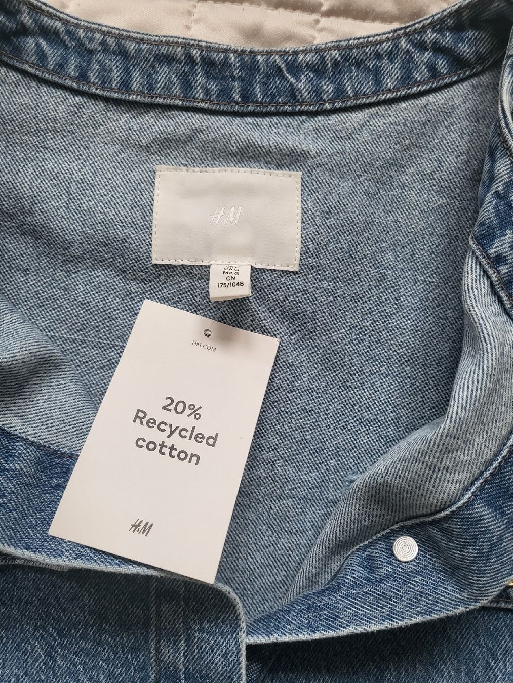 H&M Giacche: H&M Denim Jacket, Size L, Button Up – Nuovo (secondo la descrizione) da Sarmenstorf venduto da zuz_q5kq 2