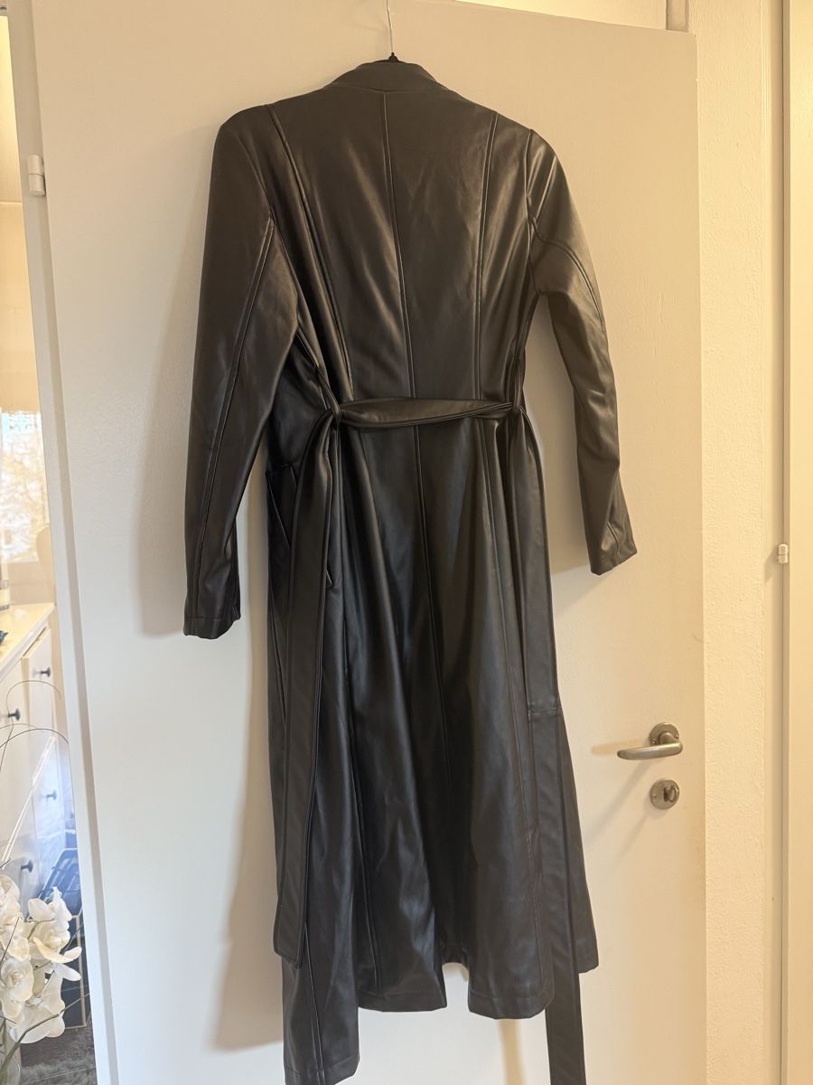 Cappotti: Leather coat – Nuovo (secondo la descrizione) da Erlenbach ZH venduto da Kristina1985 2