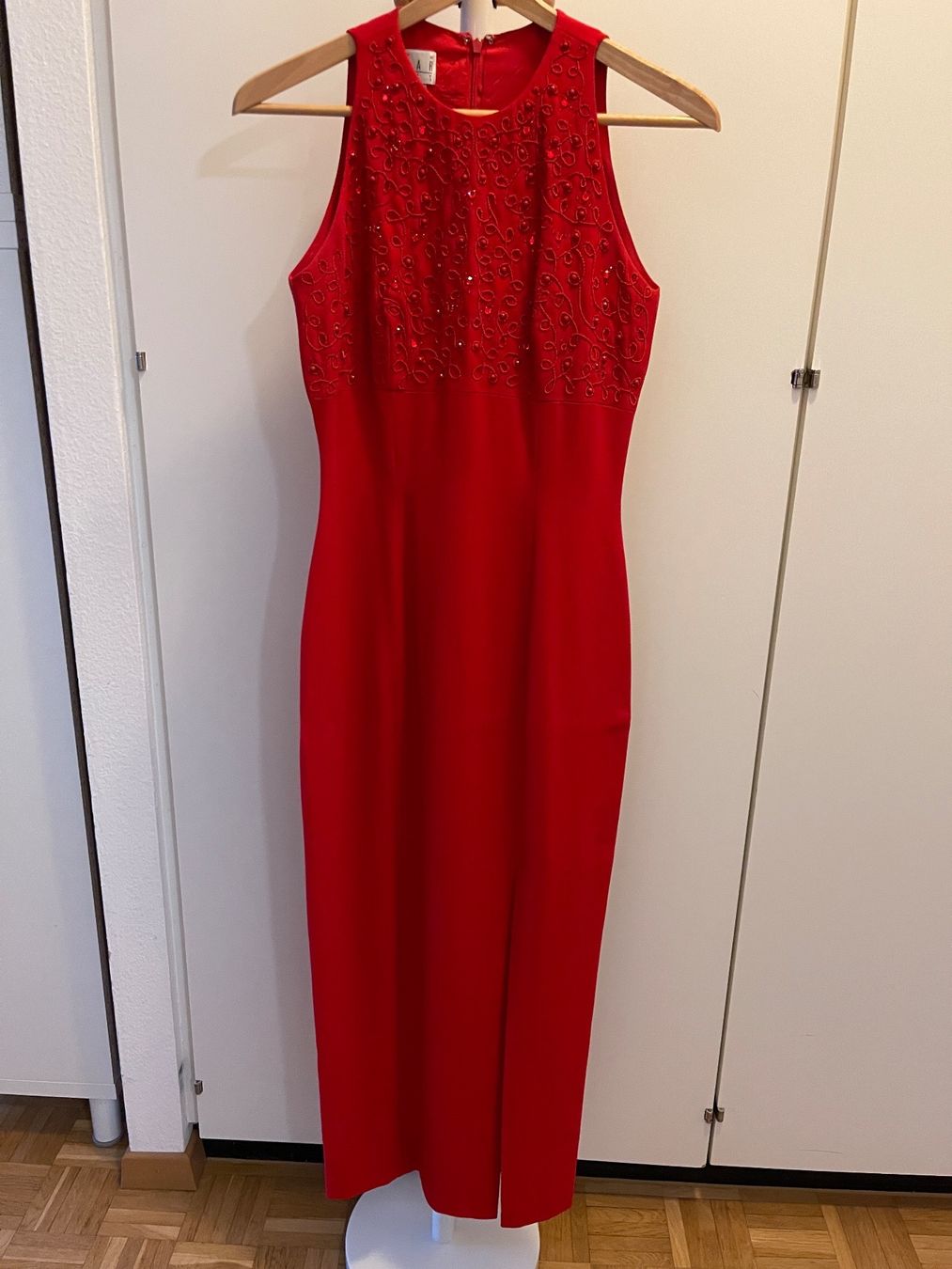 Vestiti: Red Evening Gown T-36 – Usato da Epalinges venduto da Lily2006 1