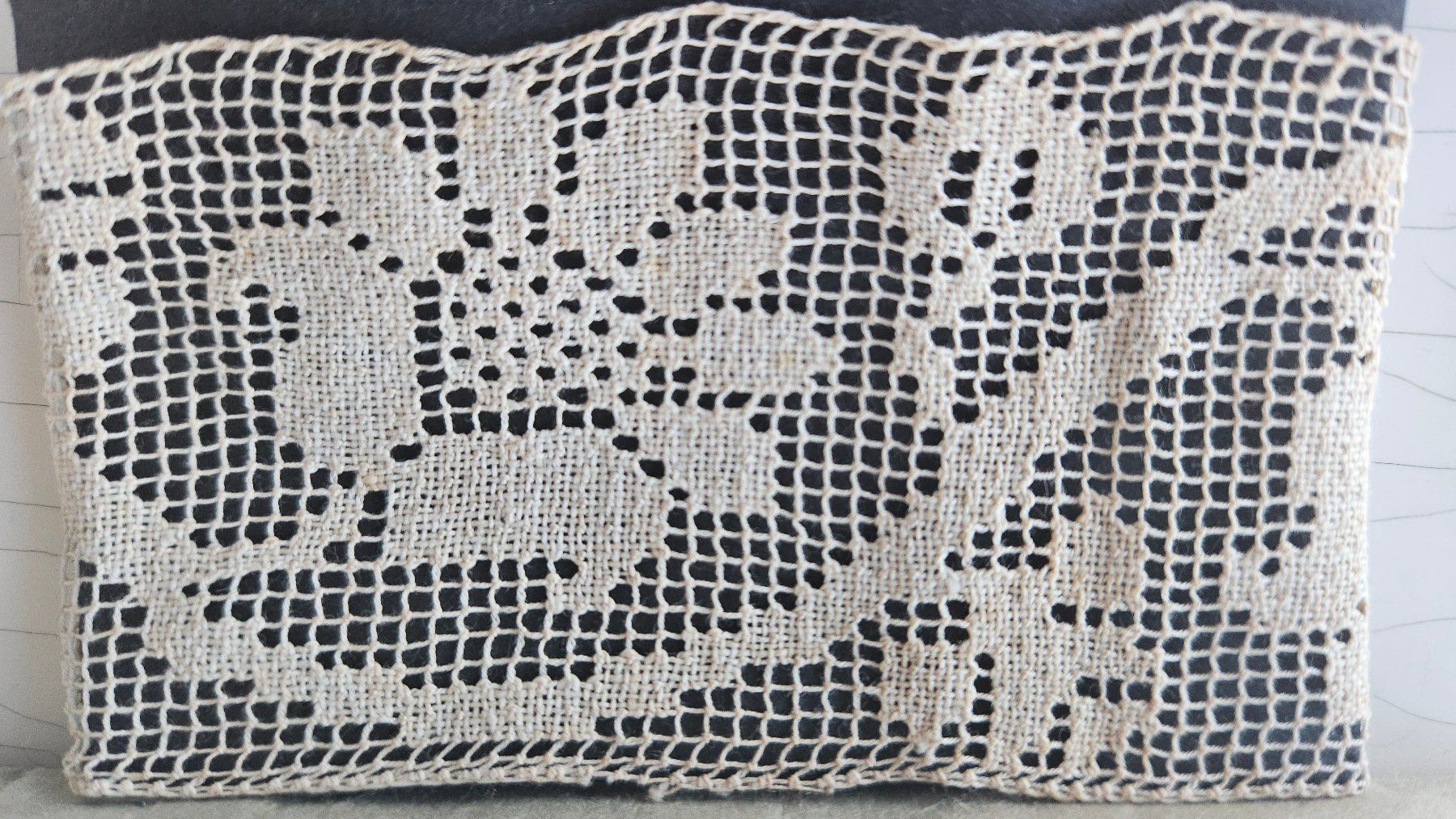 Tessuti: Spitzen geklöppelt, gestrickt, Filettechnik – Usato da Zürich venduto da Budleia 6