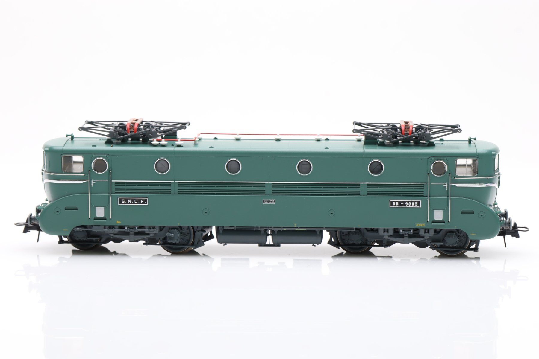 Roco Modelleisenbahnen: Roco 63786 SNCF BB-9003 E-Lok DC, H0 – Neu (gemäss Beschreibung) aus Ried (Muotathal) von Modellbahn.swiss 2