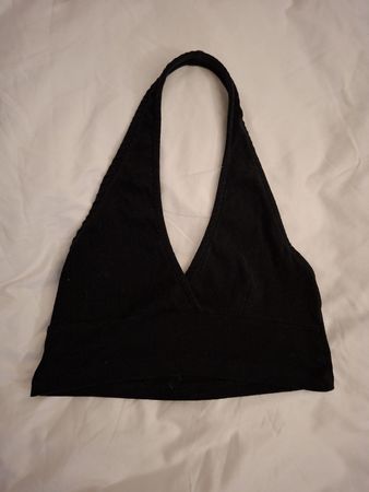 Stradivarius Neckholder Crop Top Schwarz