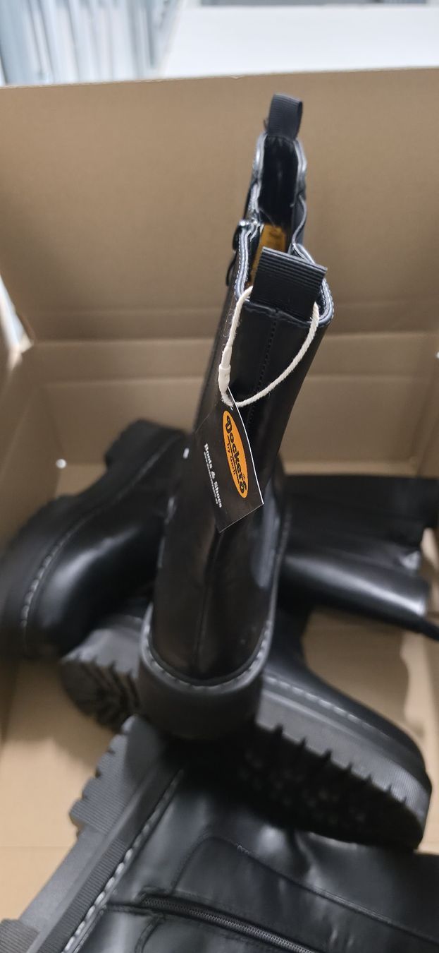 Scarpe da donna: 2 Paar Dockers Stiefel Gr.41 Neu – Nuovo (secondo la descrizione) da Zürich venduto da Daniela51 5