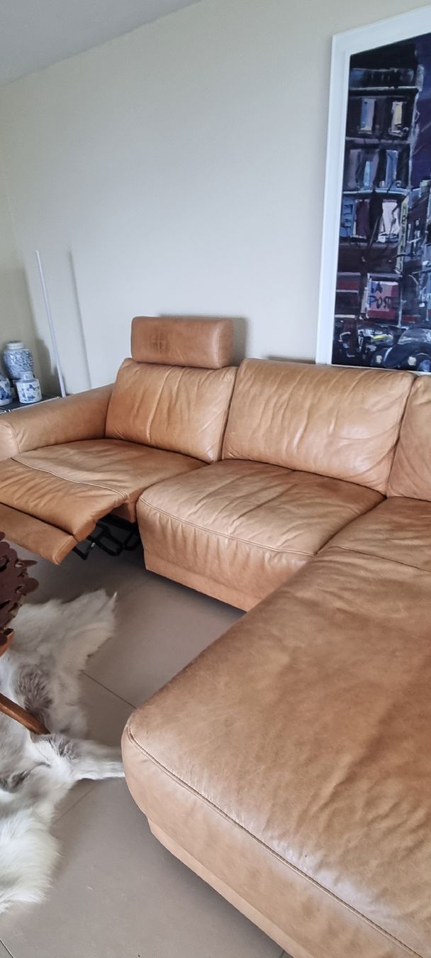 Divani: Toller vintage Ledercouch mit motorischer Liegefunktion – Usato da Rorschacherberg venduto da Alf06 4