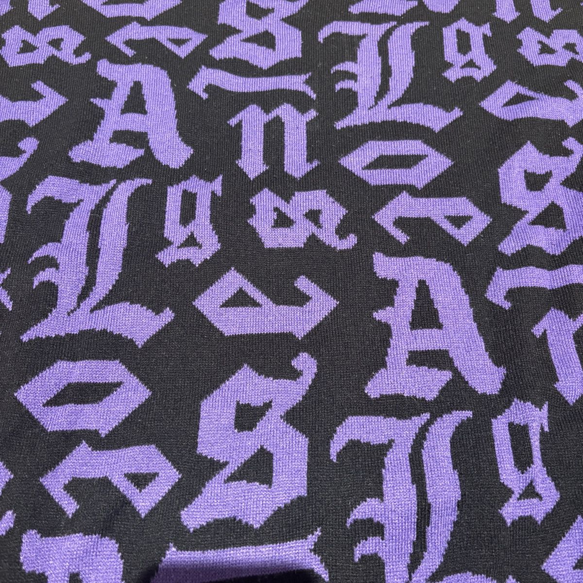 Maglioni & Felpe: Violett/ Black Knit – Usato da Bassersdorf venduto da le.vi546 1