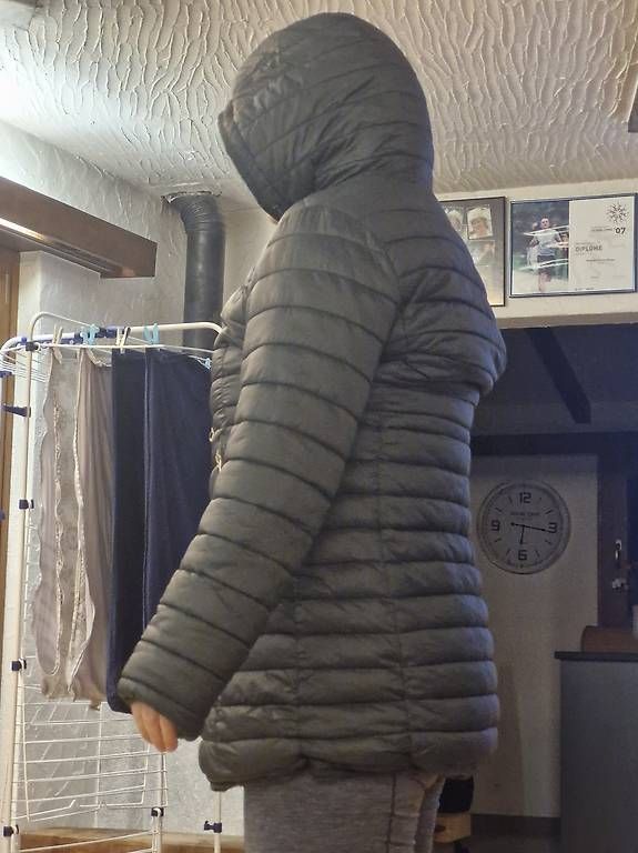 Cappotti: Manteau Aomanxi noir – Usato da Icogne venduto da chr_kpt9 4