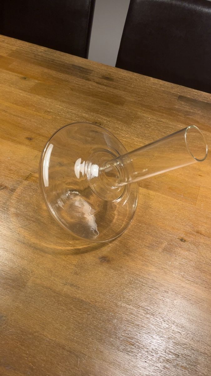 Karaffen: Karaffe Glas neuwertig – Neu (gemäss Beschreibung) aus Eggersriet von jan_25tn