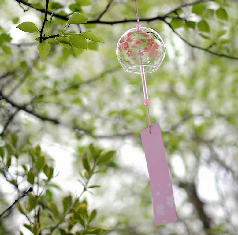 Altro in Decorazioni & Accessori: Japanese Sakura Glass Wind Chime – Usato da Auvernier venduto da cai_9v9y 1