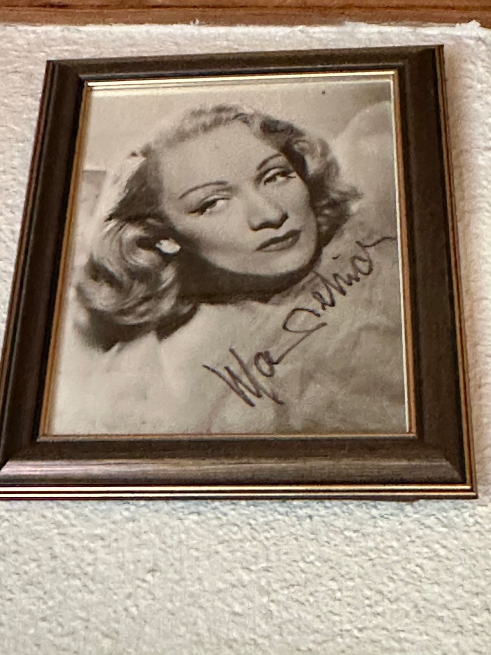 Autografi: Original Autogramm Marlene Dietrich – Usato da rafz venduto da Ttt0071
