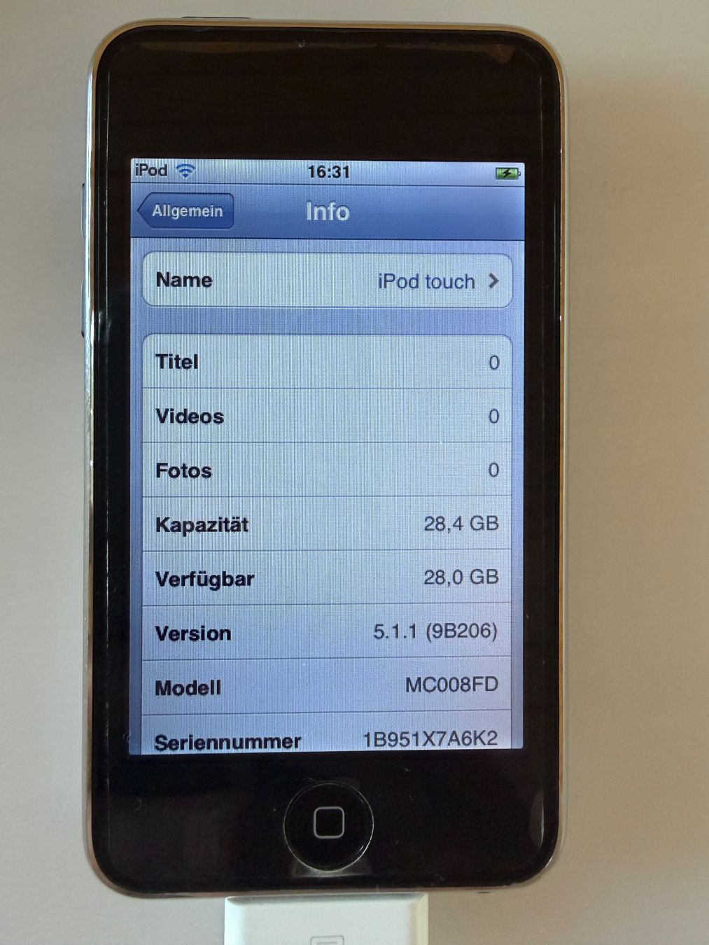 Apple Multimediaplayer & Streamer: iPod touch 3. Gen 32 GB gebraucht – Gebraucht aus Salvenach von bau_jks9 1