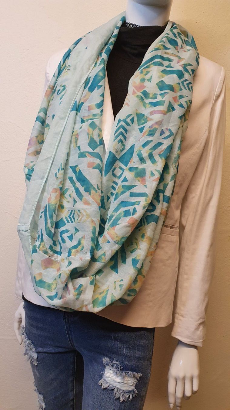 Foulards, Tücher & Schals: Rundschal – Gebraucht aus Wald ZH von Martin79 2