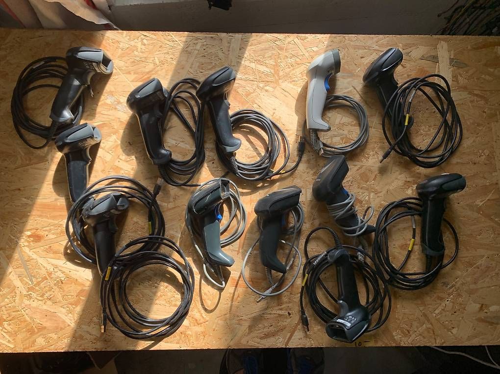 Alle Maschinen: Lot de lecteurs code bare – Gebraucht aus Delémont von Cannonus