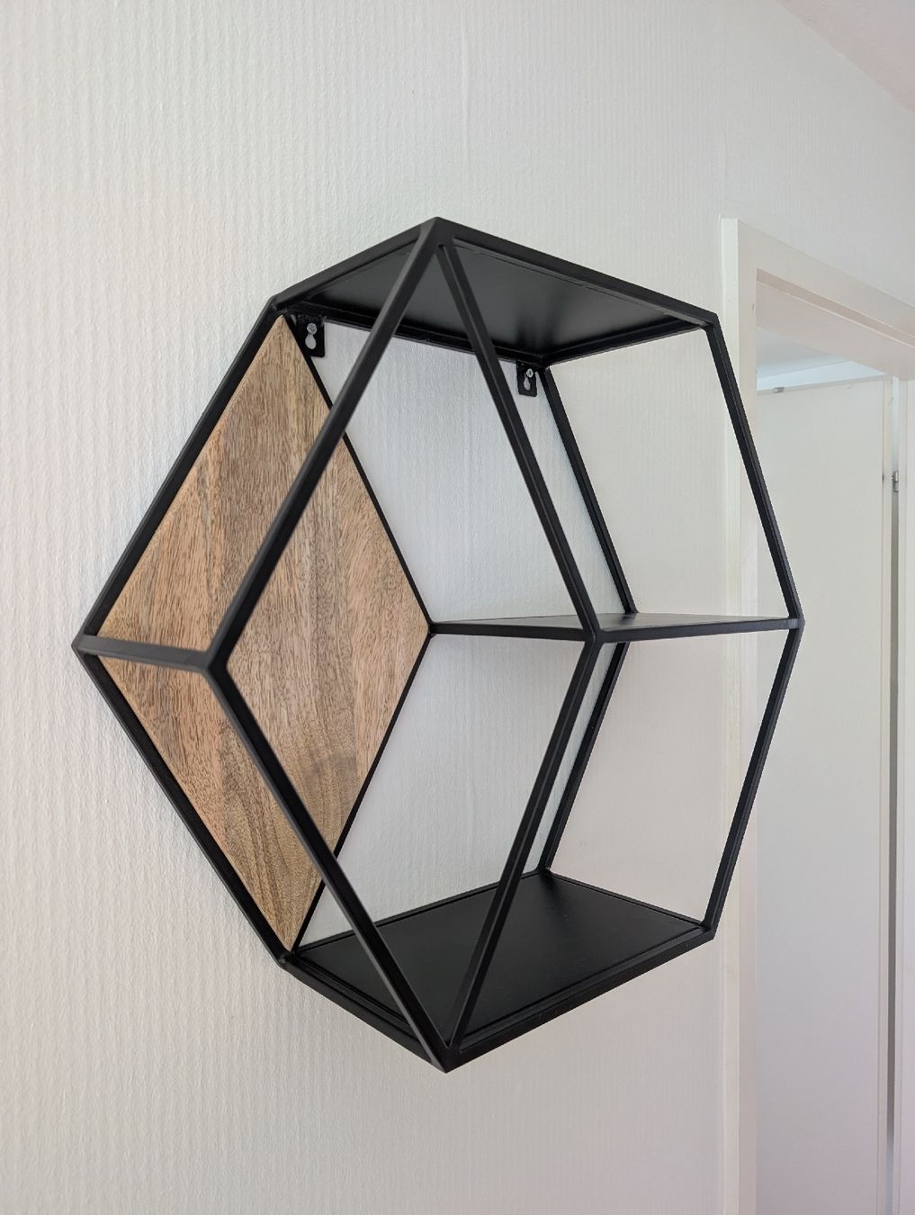Scaffali: Wandregal Hexagon – Usato da Horw venduto da aiivii 1