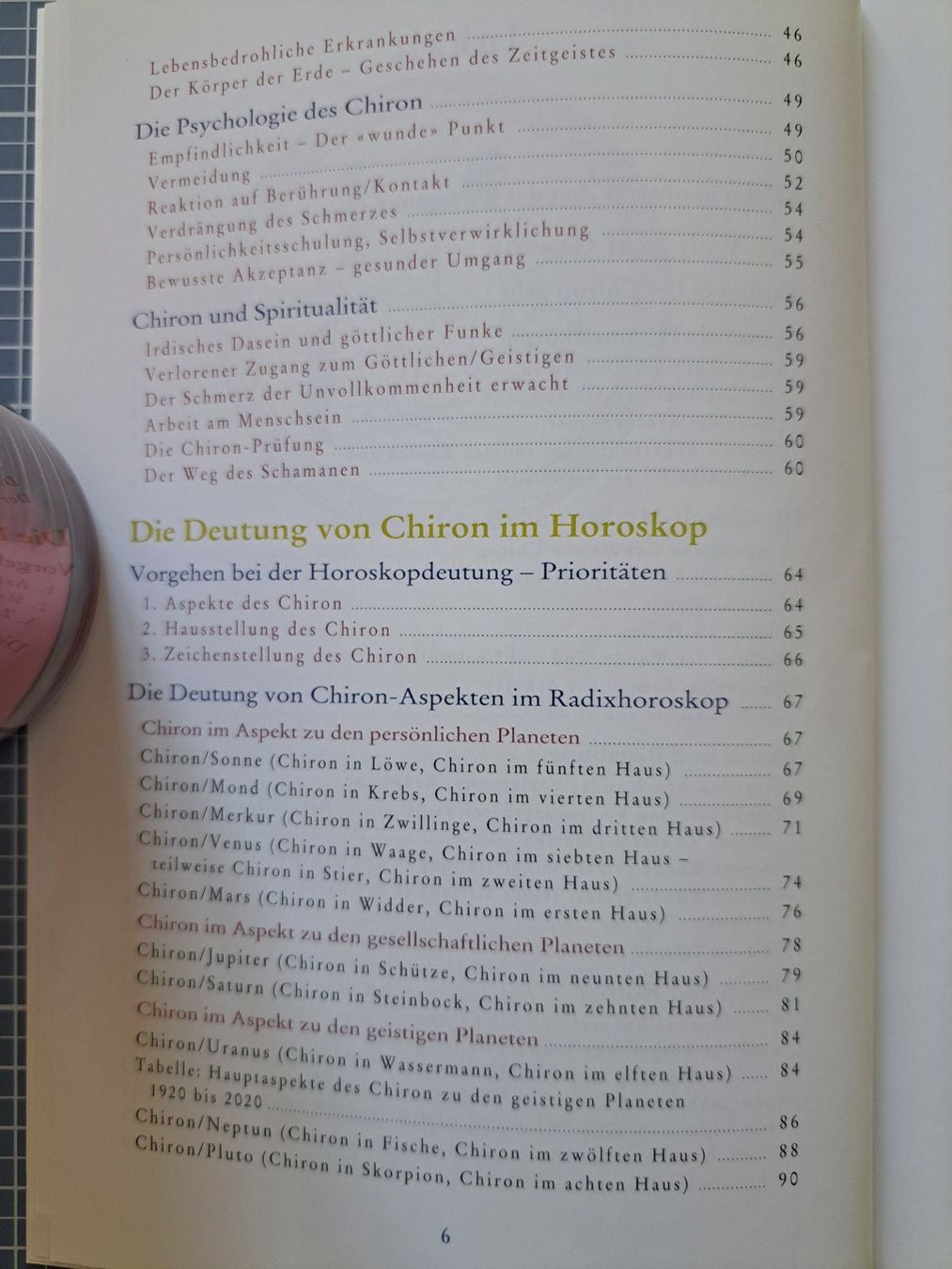 Libri: Die Chiron-Fibel / Astrologiebuch – Usato da Oetwil am See venduto da Kuechenzeit 3