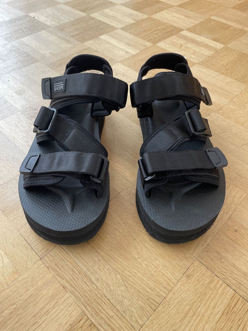 Scarpe da donna: Suicoke Sandalen mit hoher Sohle - 40.5 – Nuovo (secondo la descrizione) da Basel venduto da opeppa 1