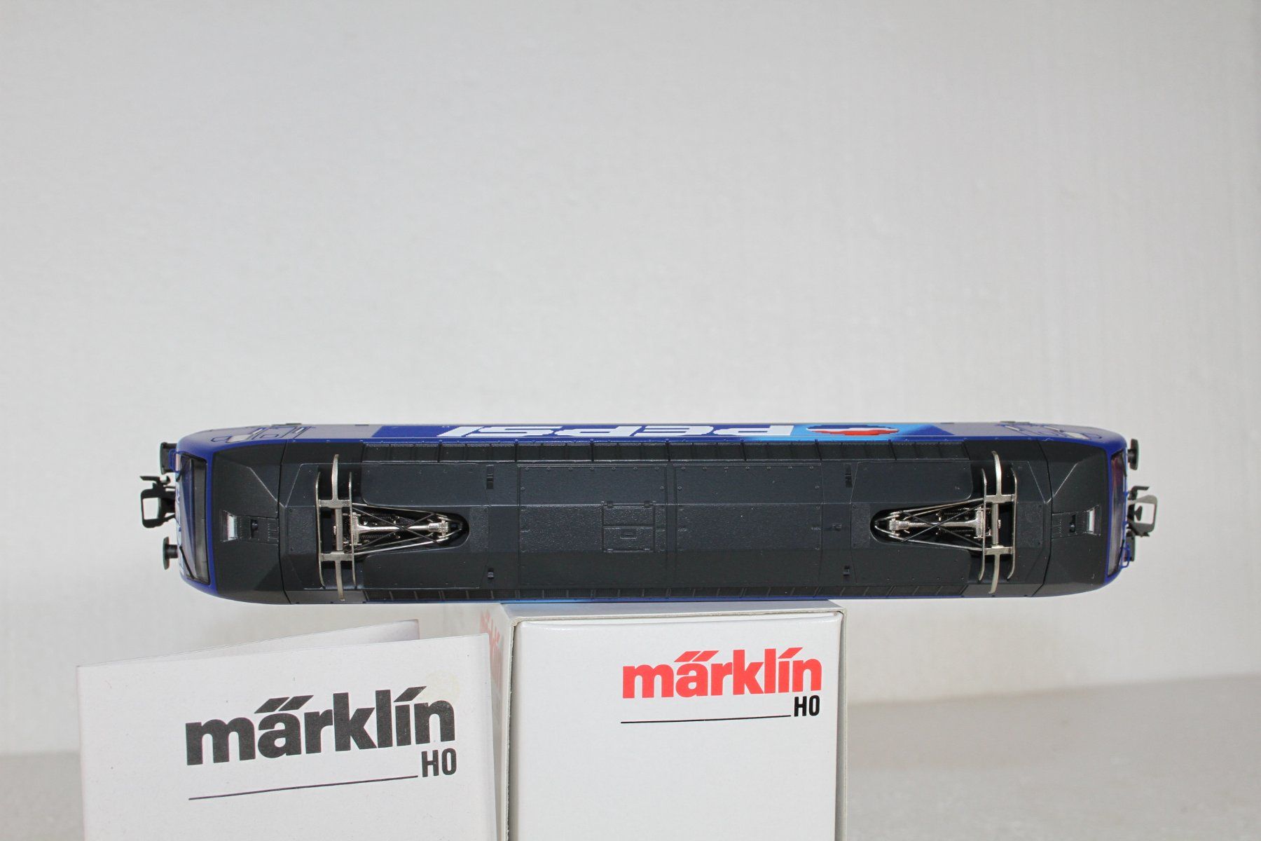 Märklin Modellini di ferrovie: Märklin 34633SBB Re 460 Pepsi – Usato da Triesen venduto da gleis8 7