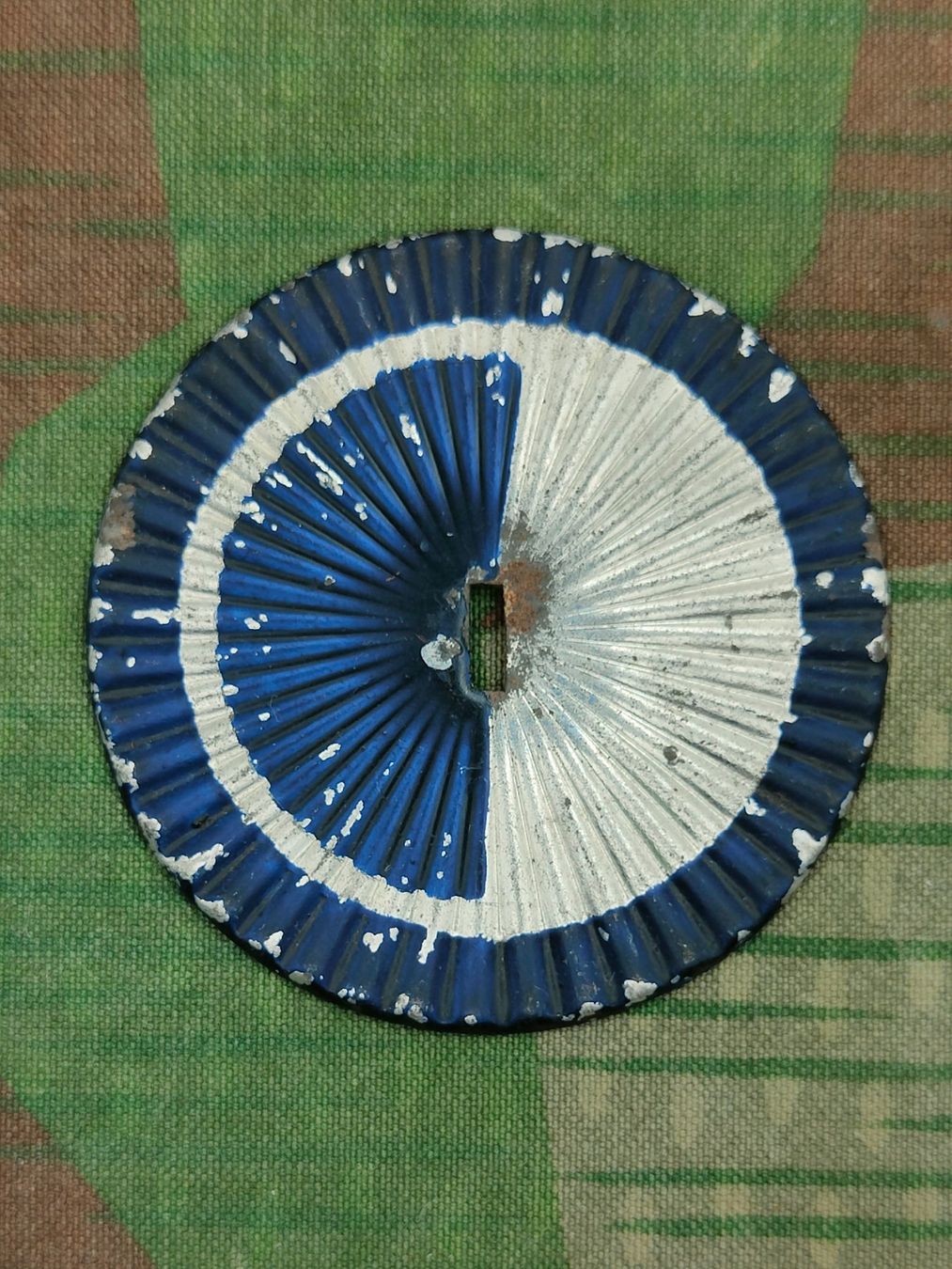 Schweizer Armee Placchette & Badge:  Kokarde zu Tschako Ord. 1852 Luzern – Usato da Bauma venduto da SwissMilitaria