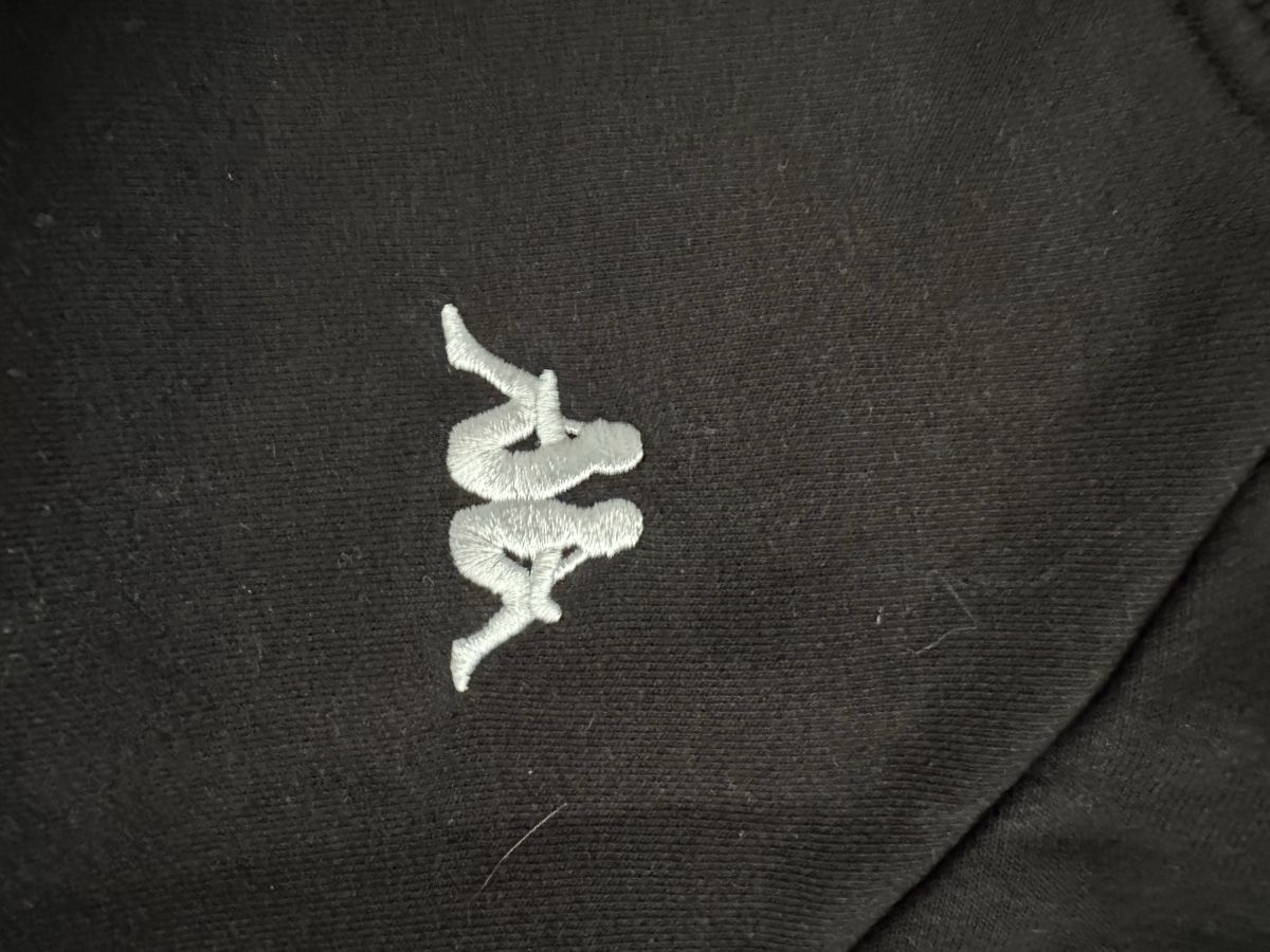 Maglioni & Felpe: Pulli Kappa schwarz mit Logo-Tape Grösse M schwarz – Usato da Seuzach venduto da pon_sdw7 1