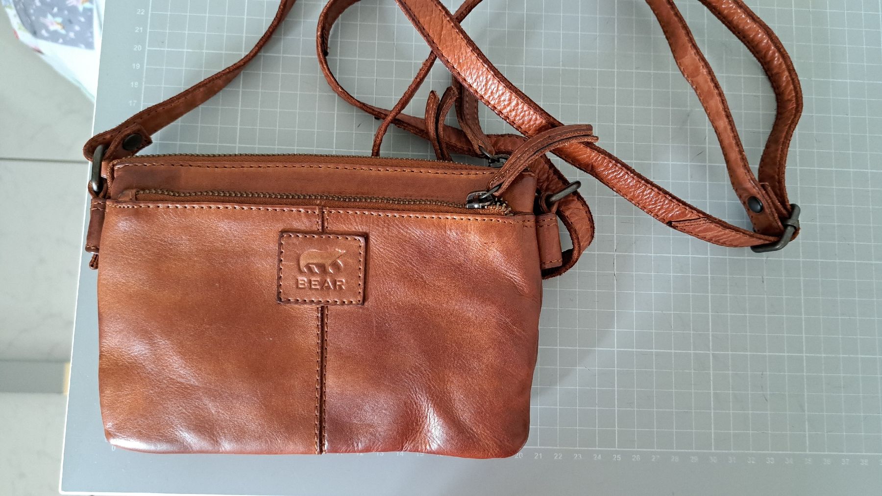 Borse da donna: Handtasche BEAR 'ODIN' COGNAG neu – Nuovo e nell'imballaggio originale da Zofingen venduto da Gabe0815 2