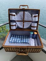 Picknickkorb, neuwertig, komplett für 4 Personen!