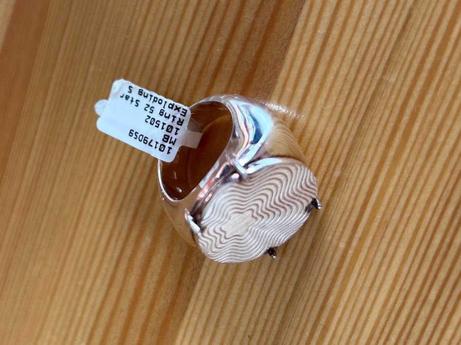 Montblanc Anelli: Damenring von Montblanc Gr.52 – Nuovo e nell'imballaggio originale da Zermatt venduto da bonnyjoy 1