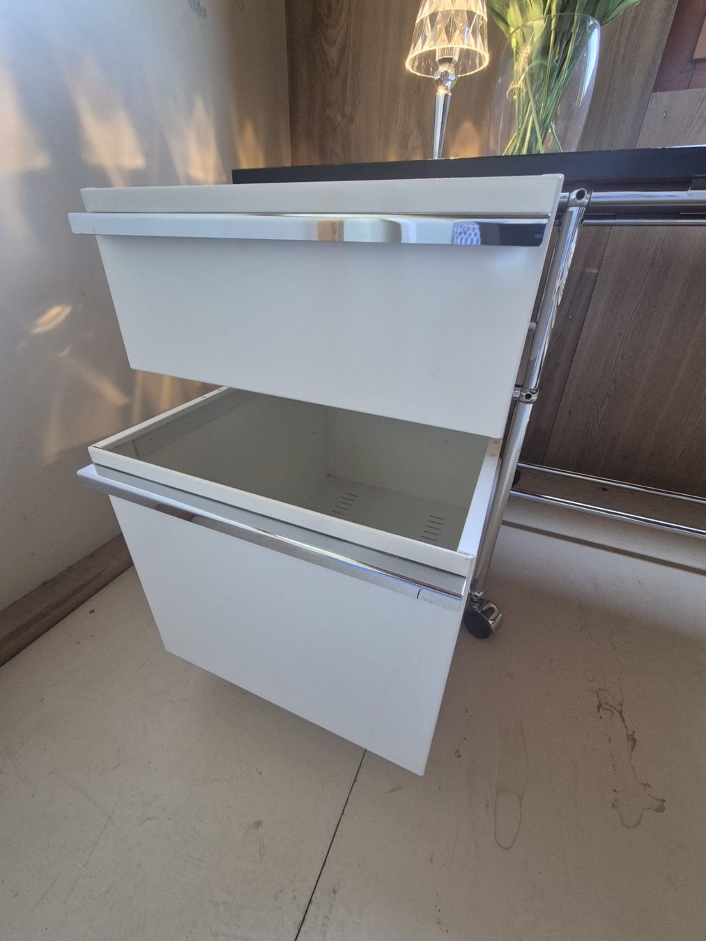 USM Scrivanie: Usm Haller Small Office (tisch) – Usato da Nidau venduto da Eisblume 5