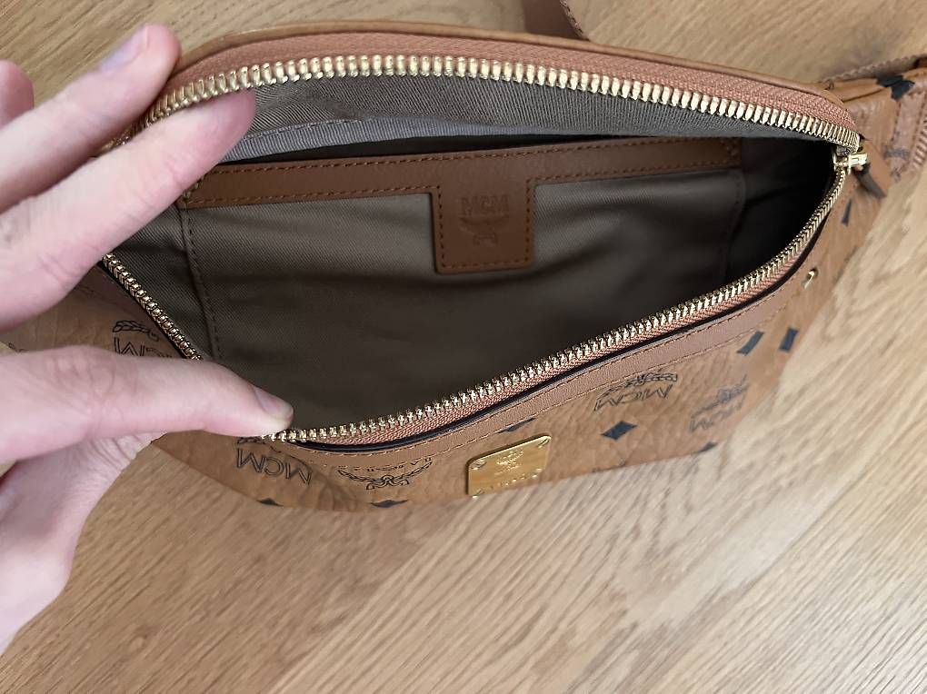 Mcm Taschen: MCM Gürteltasche / Bauchtasche small – Gebraucht aus Gerlafingen von sel_dp6y 1