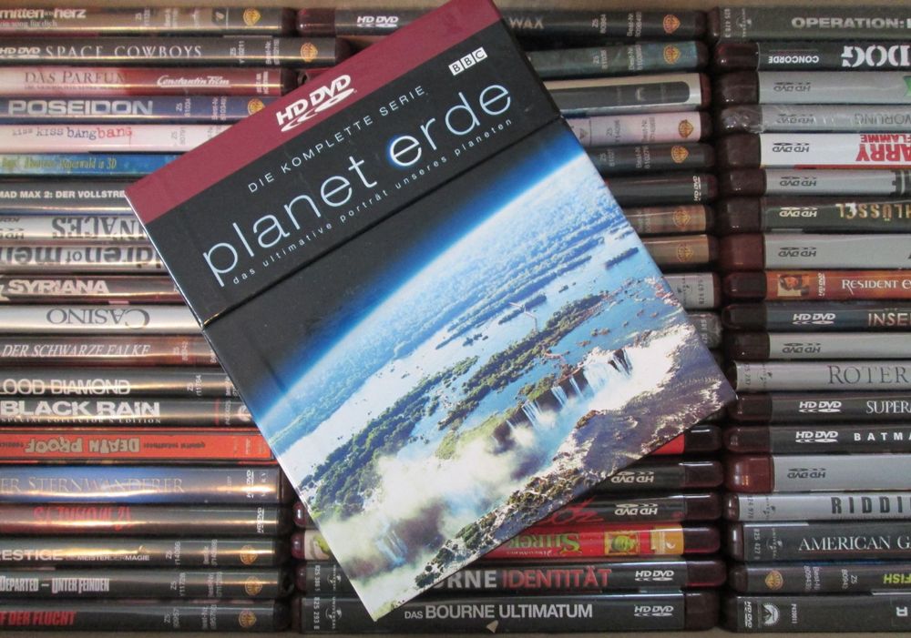 Toshiba HD DVD Player UD-E1K + ca. 60 HD DVDs - Schnäppchen! (Gebraucht ...