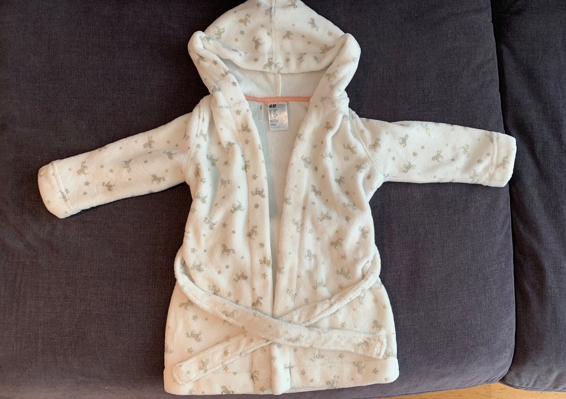 H&M Bademäntel: Morgenmantel Duschmantel Kinder Mädchen Gr.98 – Gebraucht aus Bülach von engeli92