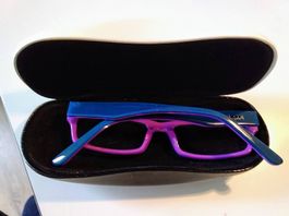 Modische Damenbrille