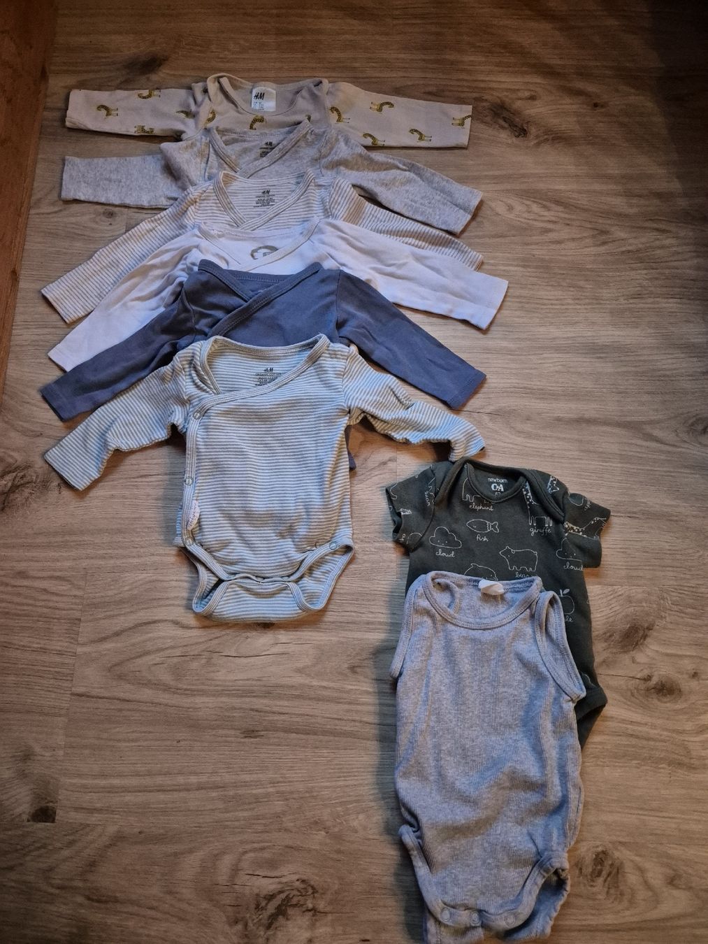 Ensembles coordonnés: Babykleiderpaket Grösse 62 junge oder neutral – D'occasion à Walenstadt par Ani23 1