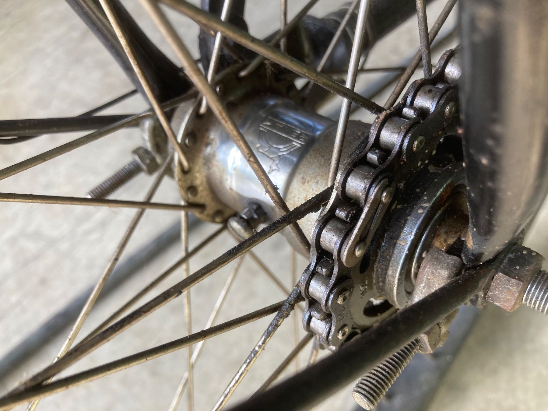 Velos: Altes Velo – Defekt aus Uerkheim von Dealer-4813 4