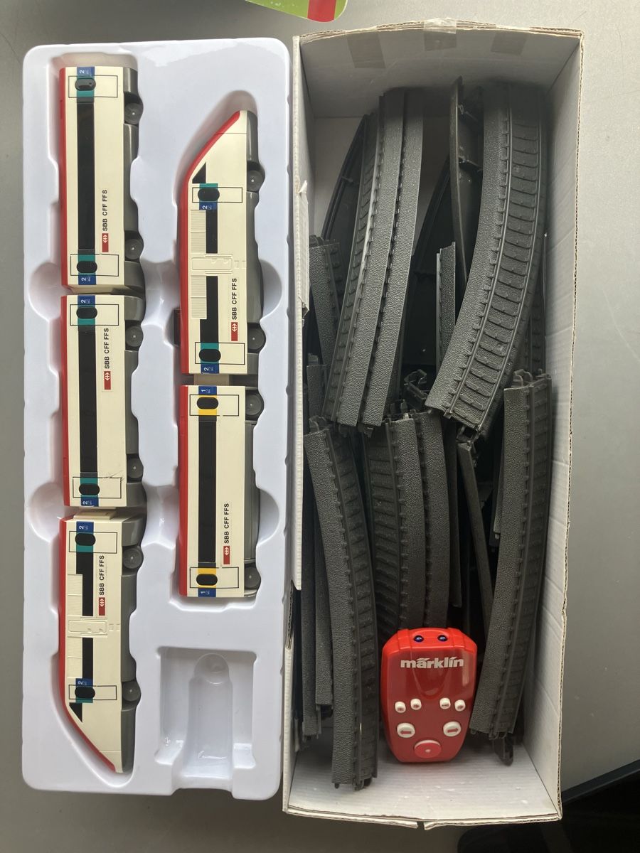 Märklin Modelleisenbahnen: Märklin ICN Starter Set 29303  – Gebraucht aus sion von orchikorchik 1