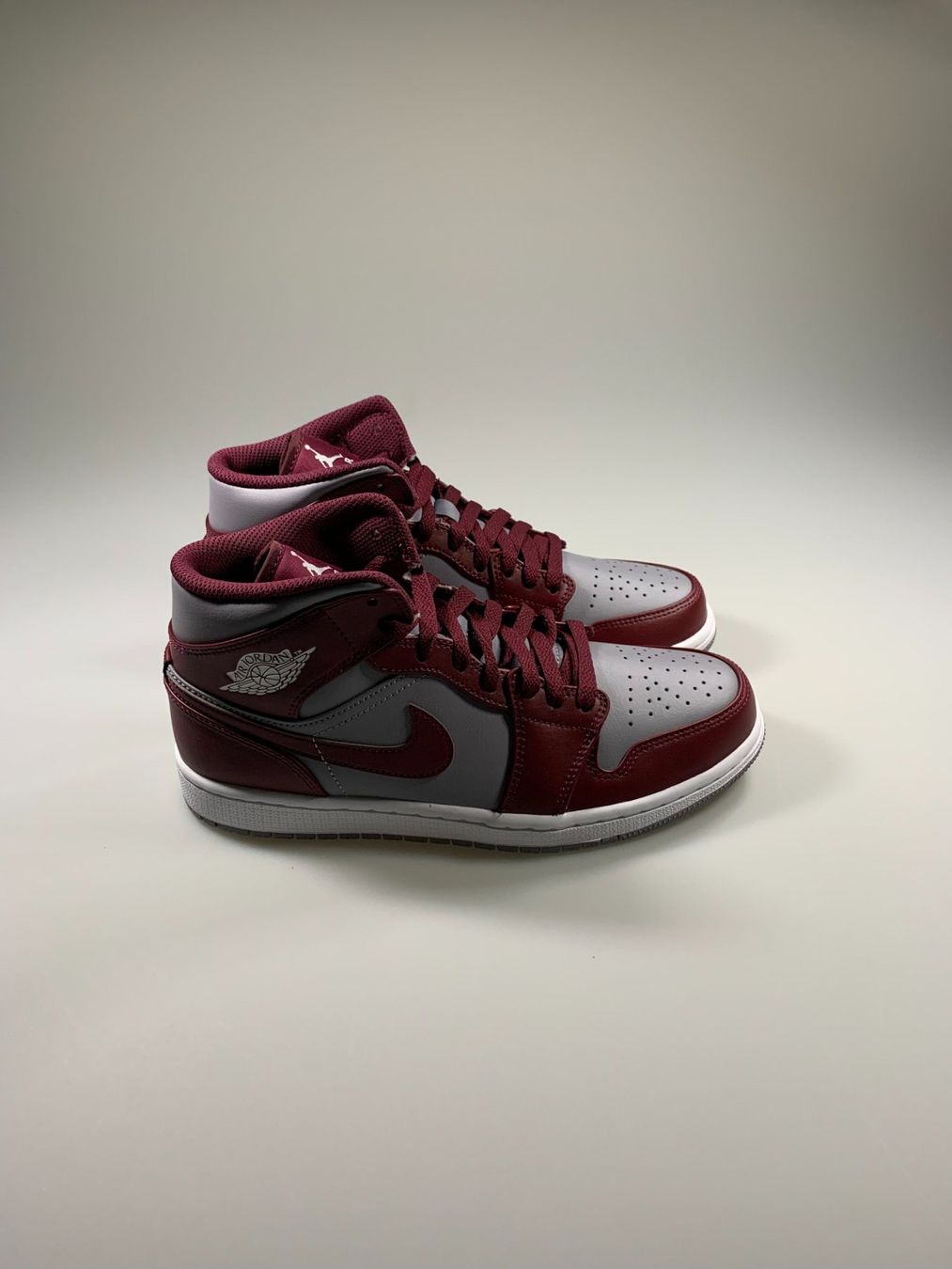 Scarpe da uomo: Jordan 1 Mid Cherrywood Red – Nuovo e nell'imballaggio originale da Thörishaus venduto da SnkrsVie